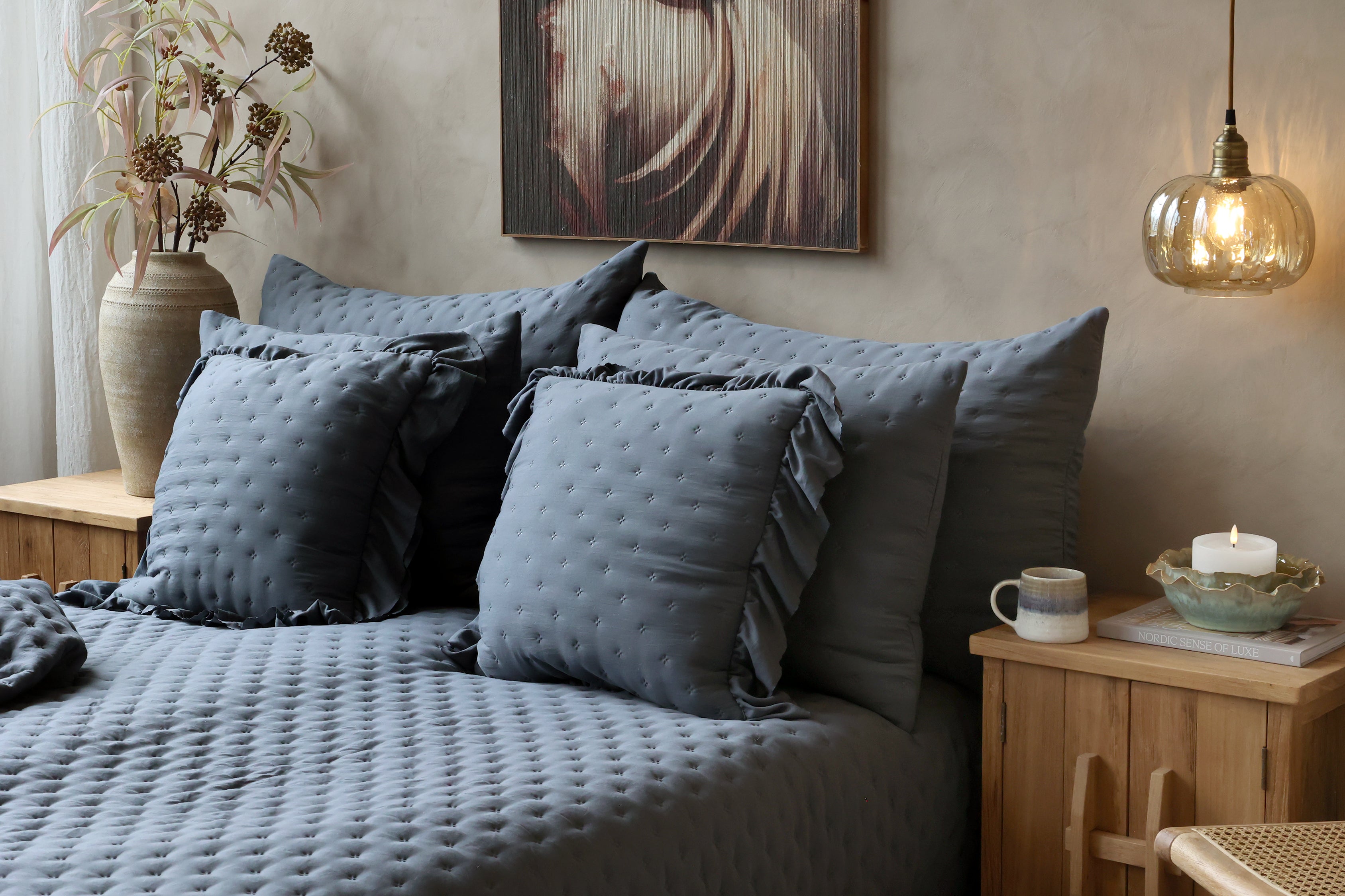Aix Soft putetrekk med volangkant – Midnight