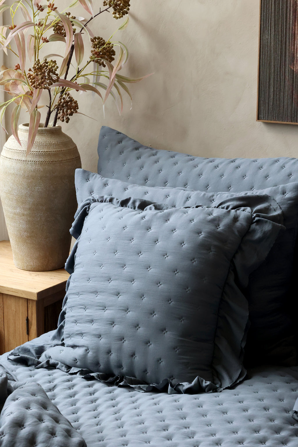 Aix Soft putetrekk med volangkant – Midnight