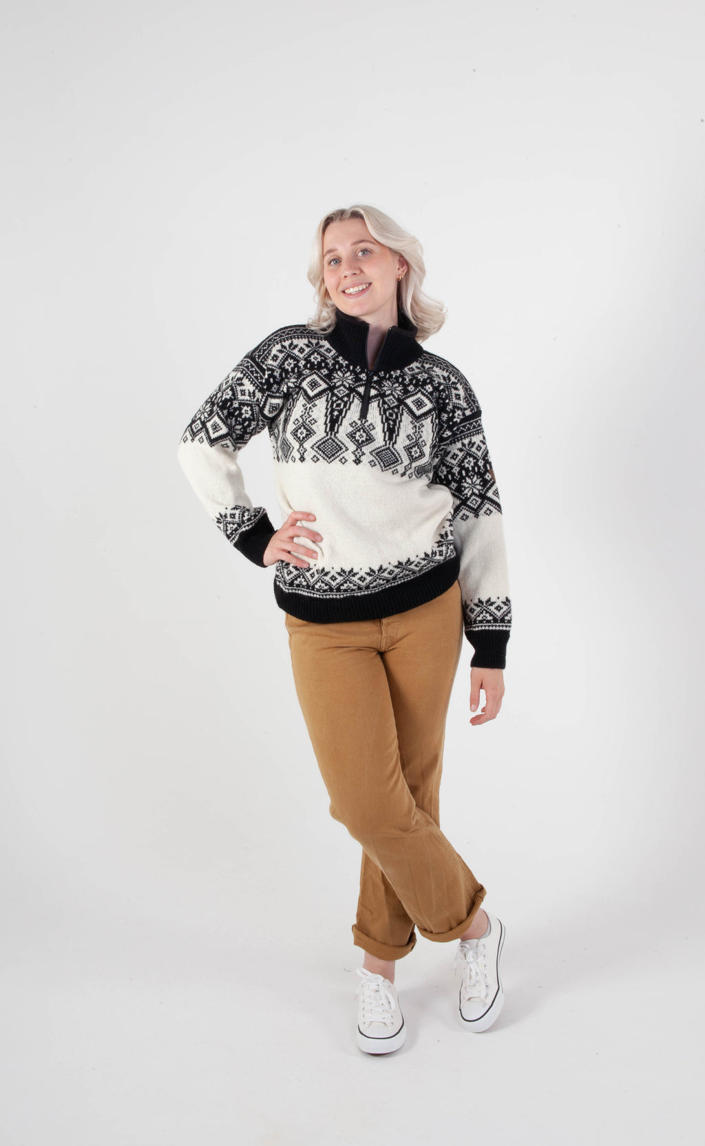 Hallingdal høy hals m/zip hvit/sort